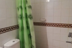 Baño de la planta alta